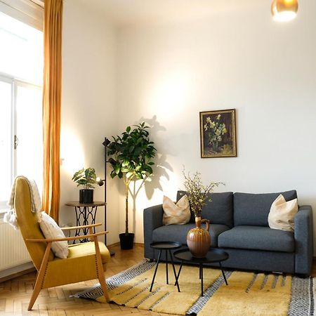 Stilvolles Apartment Im Zentrum - Free Parking Graz Luaran gambar