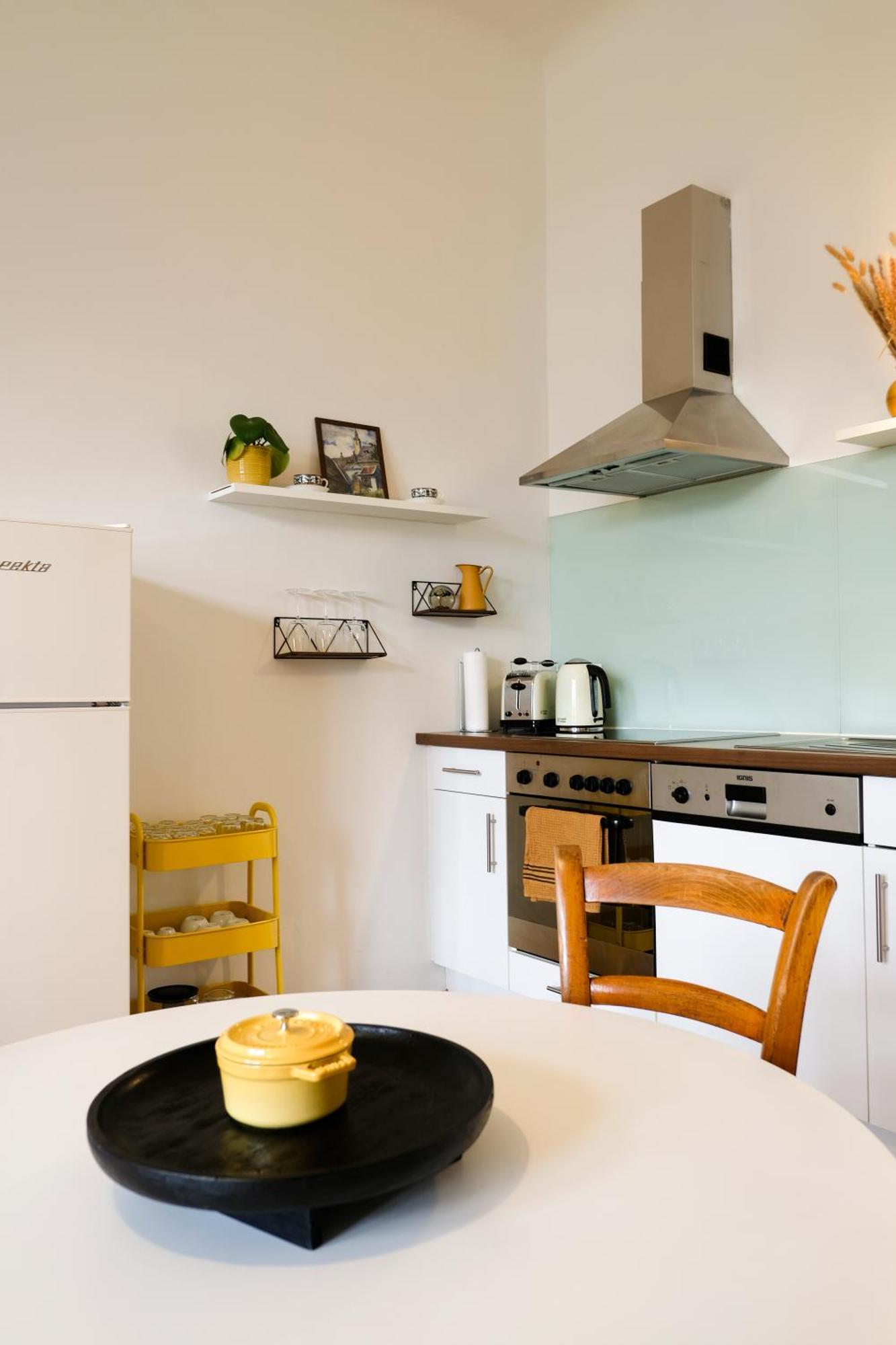 Stilvolles Apartment Im Zentrum - Free Parking Graz Luaran gambar