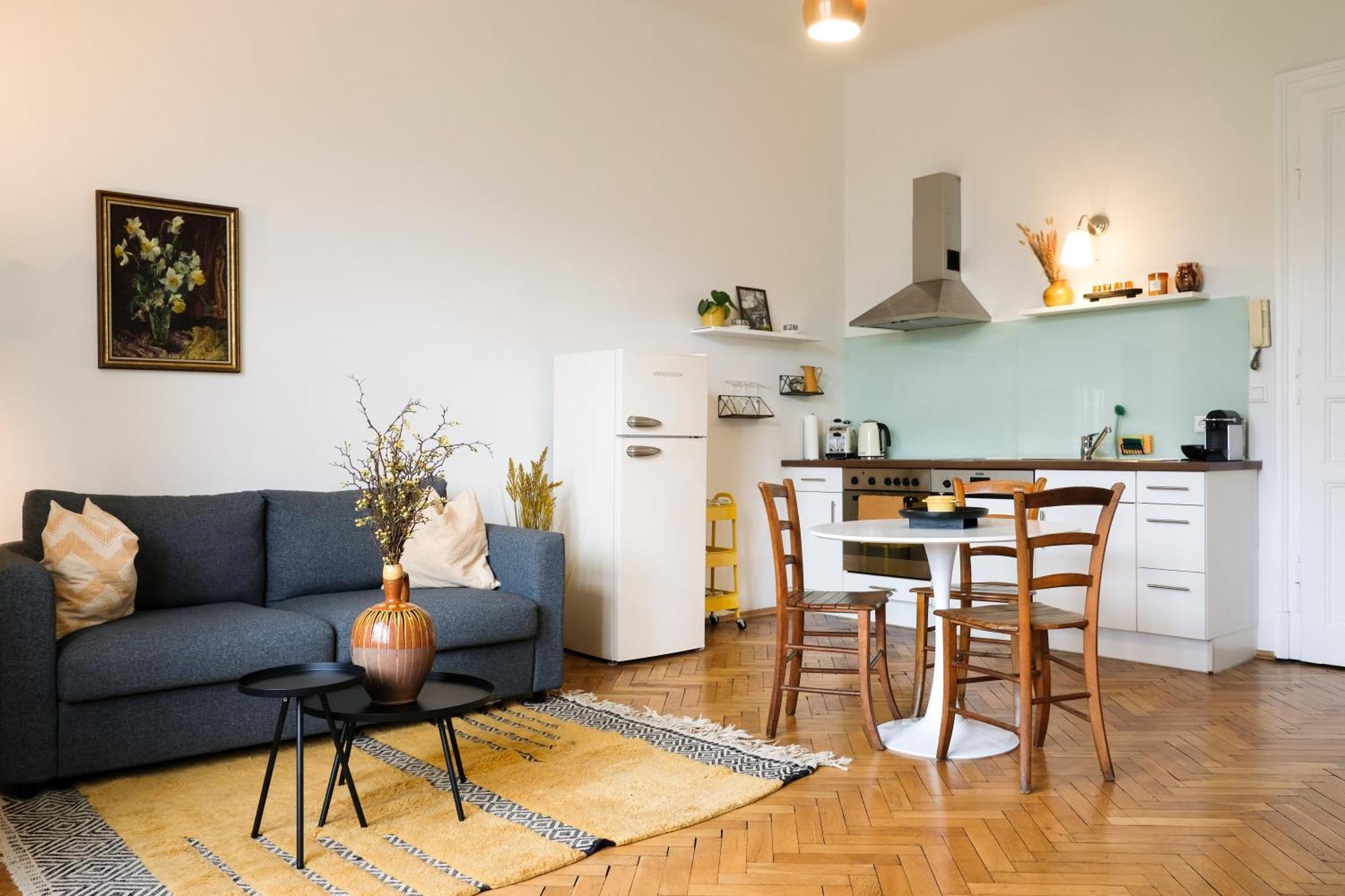 Stilvolles Apartment Im Zentrum - Free Parking Graz Luaran gambar